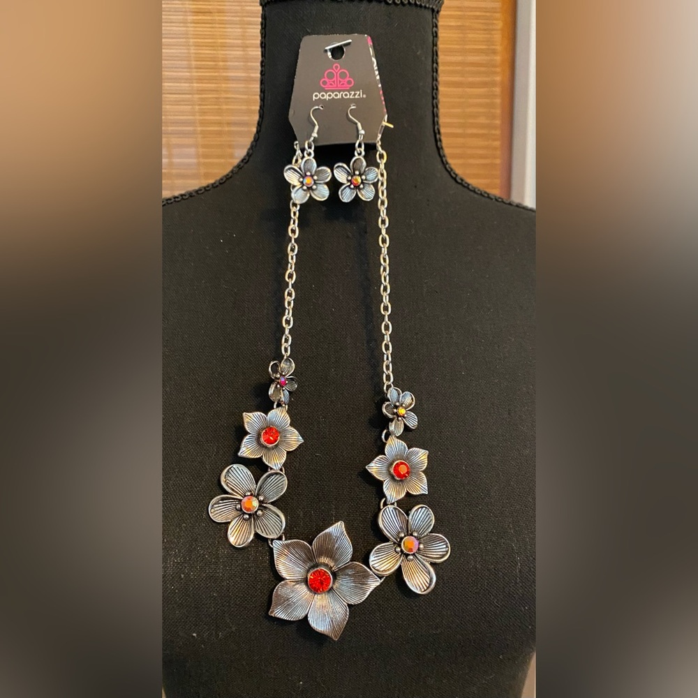 Paparazzi Silver Floral Necklace and Earring Set with Red & Pink Accents